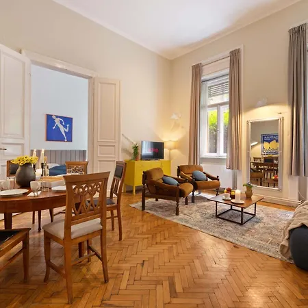 Designer 3br Loft & Mezzanine Near Synagogue *
