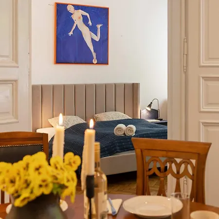 Apartment Designer 3br Loft & Mezzanine Near Synagogue Budapest