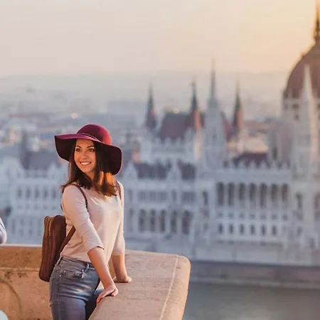 Designer 3br Loft & Mezzanine Near Synagogue * Budapest